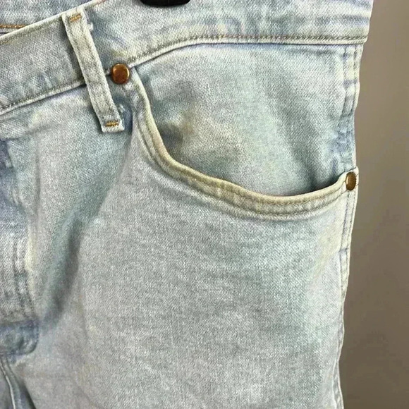 Wrangler Cowboy Cut Slim Fit Active Flex Jeans | Men's Jeans | Men's Light Wash - Picture 9 of 10